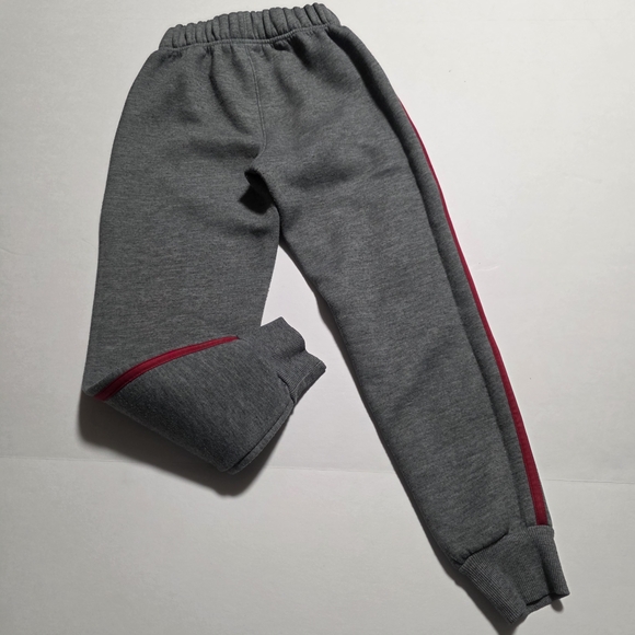 Disney Mickey Mouse Boys 7-8 2-Pc Set: Pullover Sweatshirt Jogger Pants Red/Gary - Picture 13 of 14